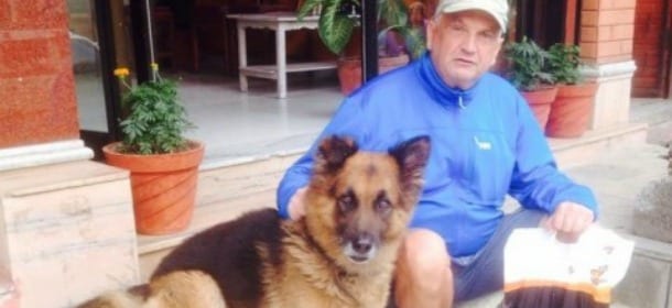 Nepal: la storia di Skavlan, il cane eroe che ha salvato due turisti svedesi