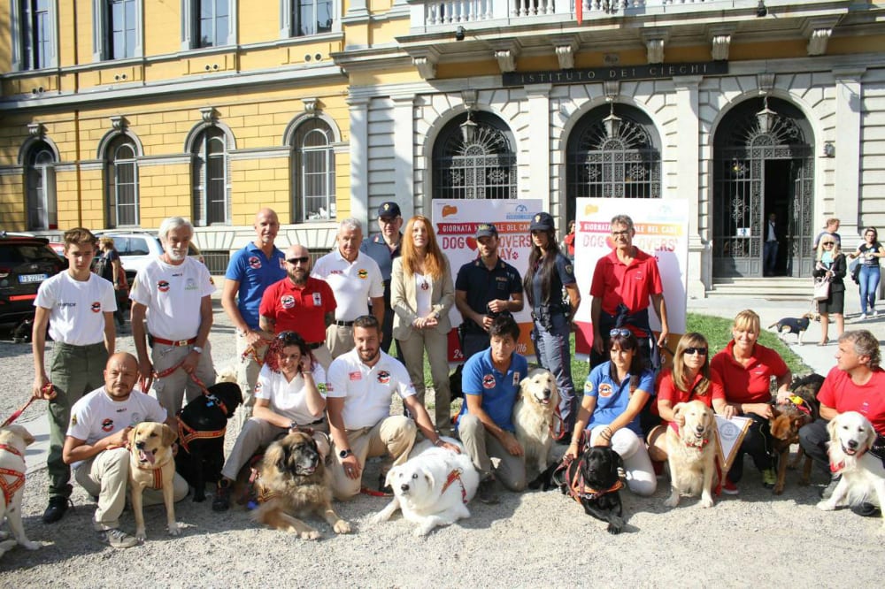 I cani-eroi del terremoto premiati al Dog Lovers Day
