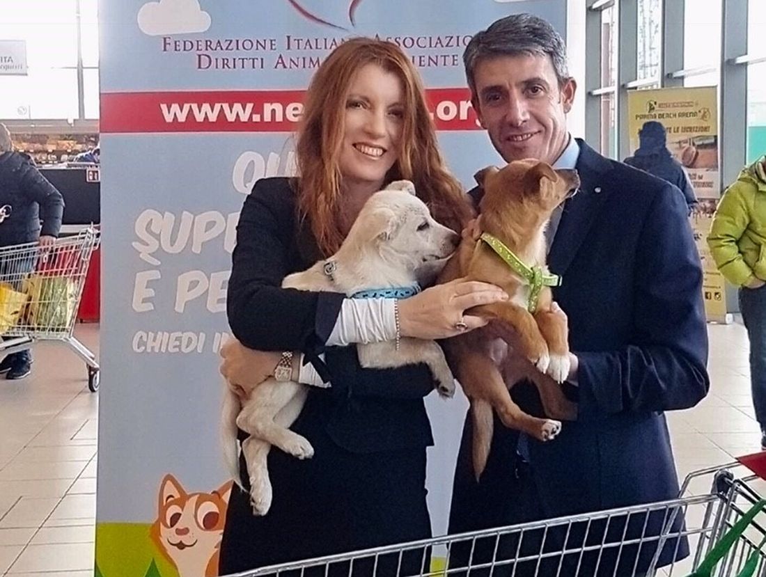 Animali: libero accesso nei supermercati, una nuova frontiera superata verso un’Italia pet-friendly