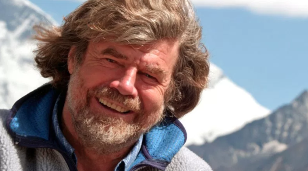 Reinhold Messner contro i lupi: “Sono pericolosi, vanno abbattuti”