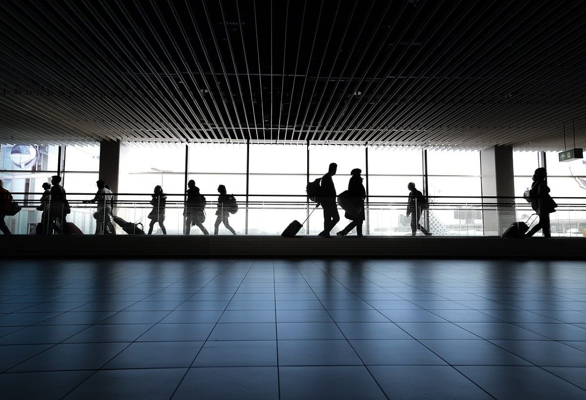 movimenti sospetti aeroporto