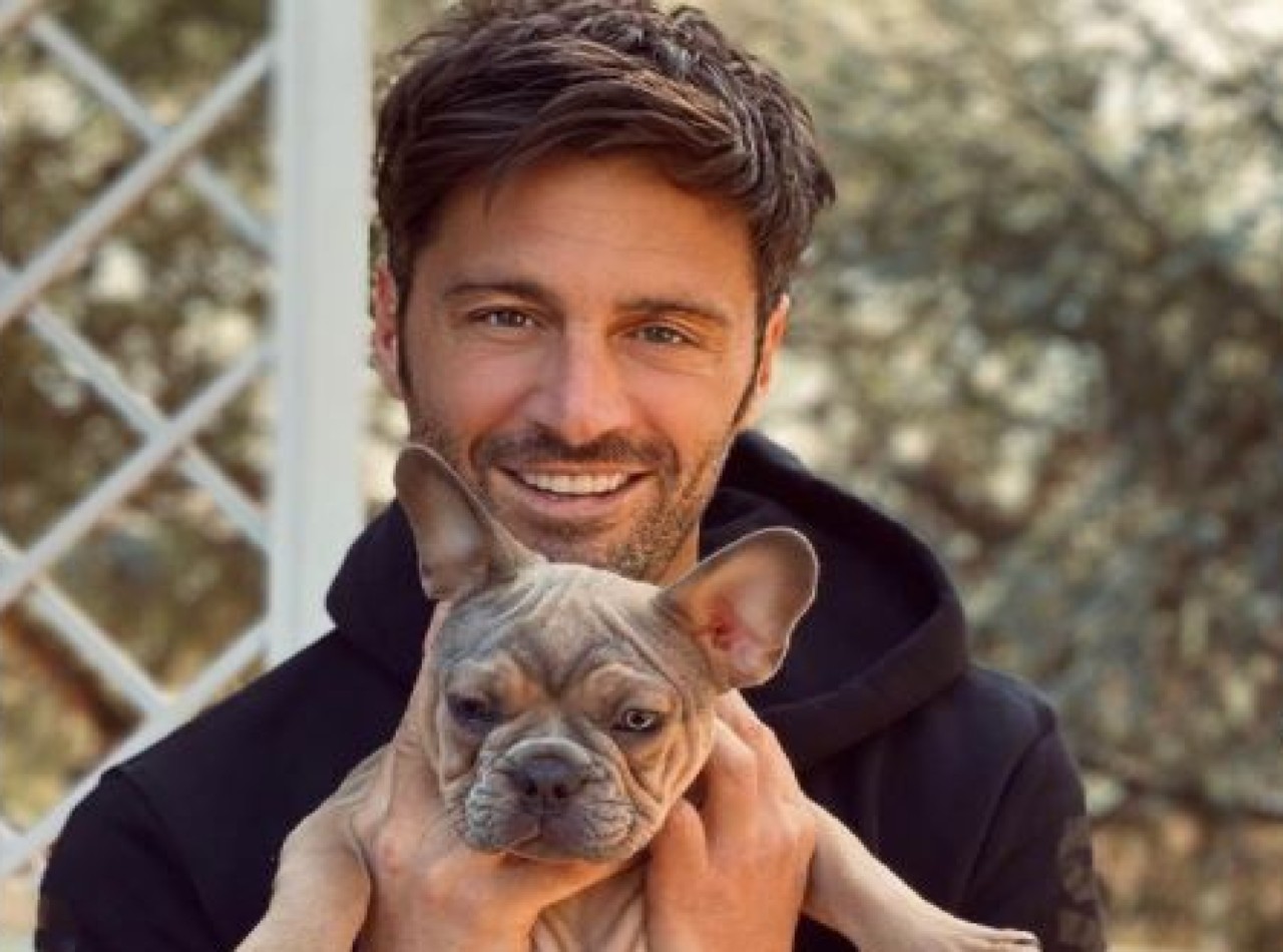 Filippo Bisciglia e l’amore per i suoi cani: “Dolcetti pelosi” [FOTO]