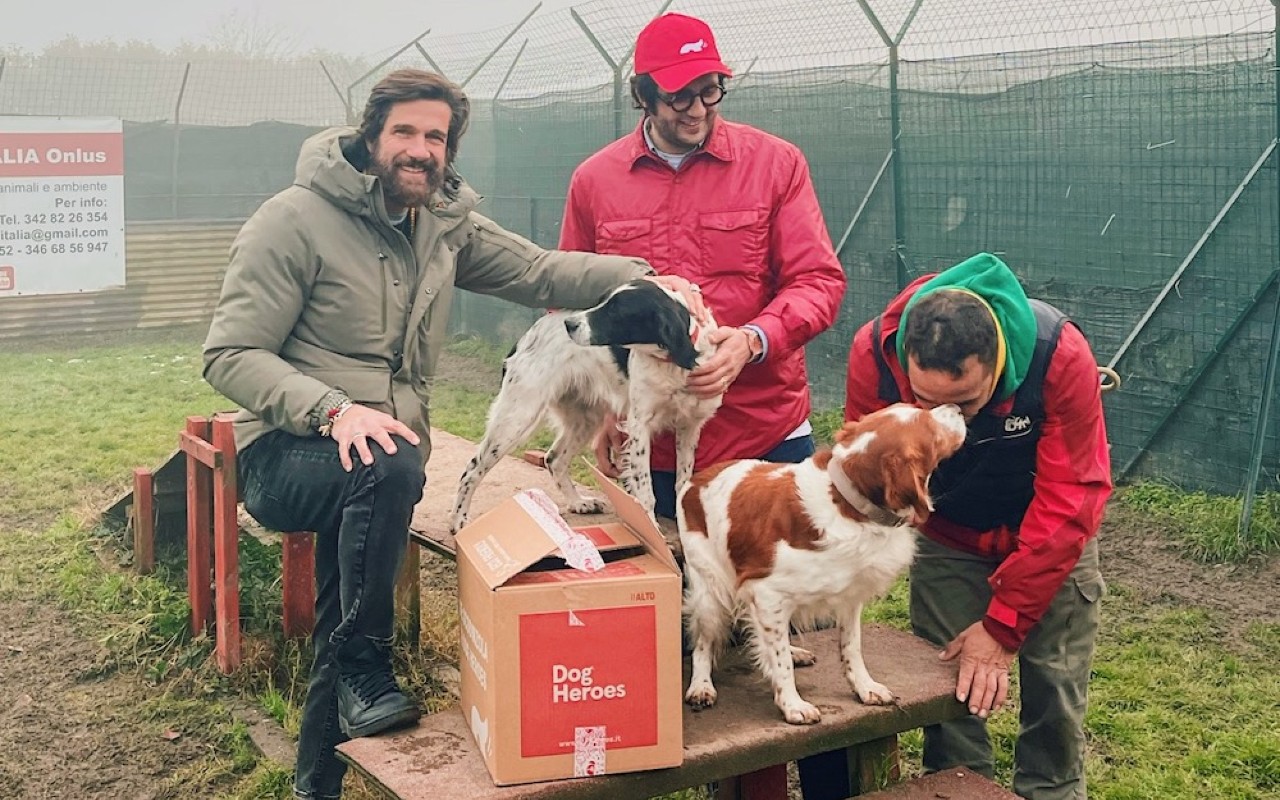 Dog Heroes ed Edoardo Stoppa lanciano il programma ‘Adoption’ a favore dei cani nei canili
